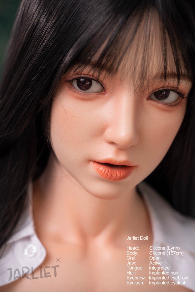 Lynn - 167 cm silikondocka - Anpassningsbar