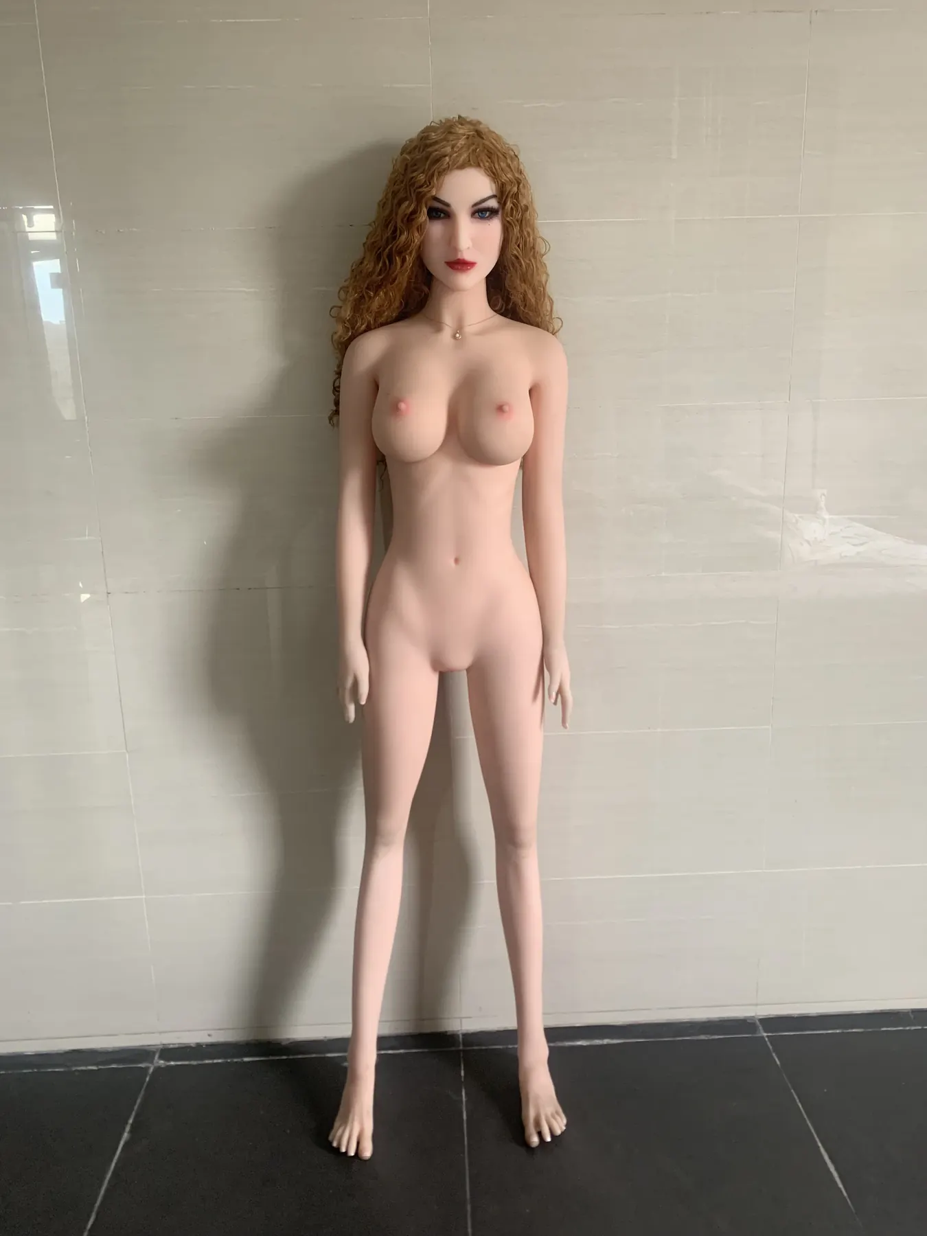 Gaïane - 169 cm TPE-sexdocka - Anpassningsbar