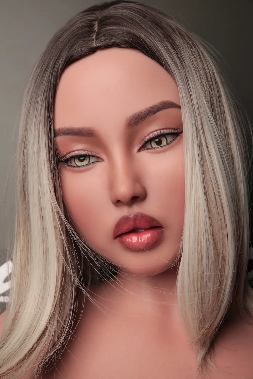 Lillian SiE159 - 159 cm silikondocka - Anpassningsbar – produktbild 1