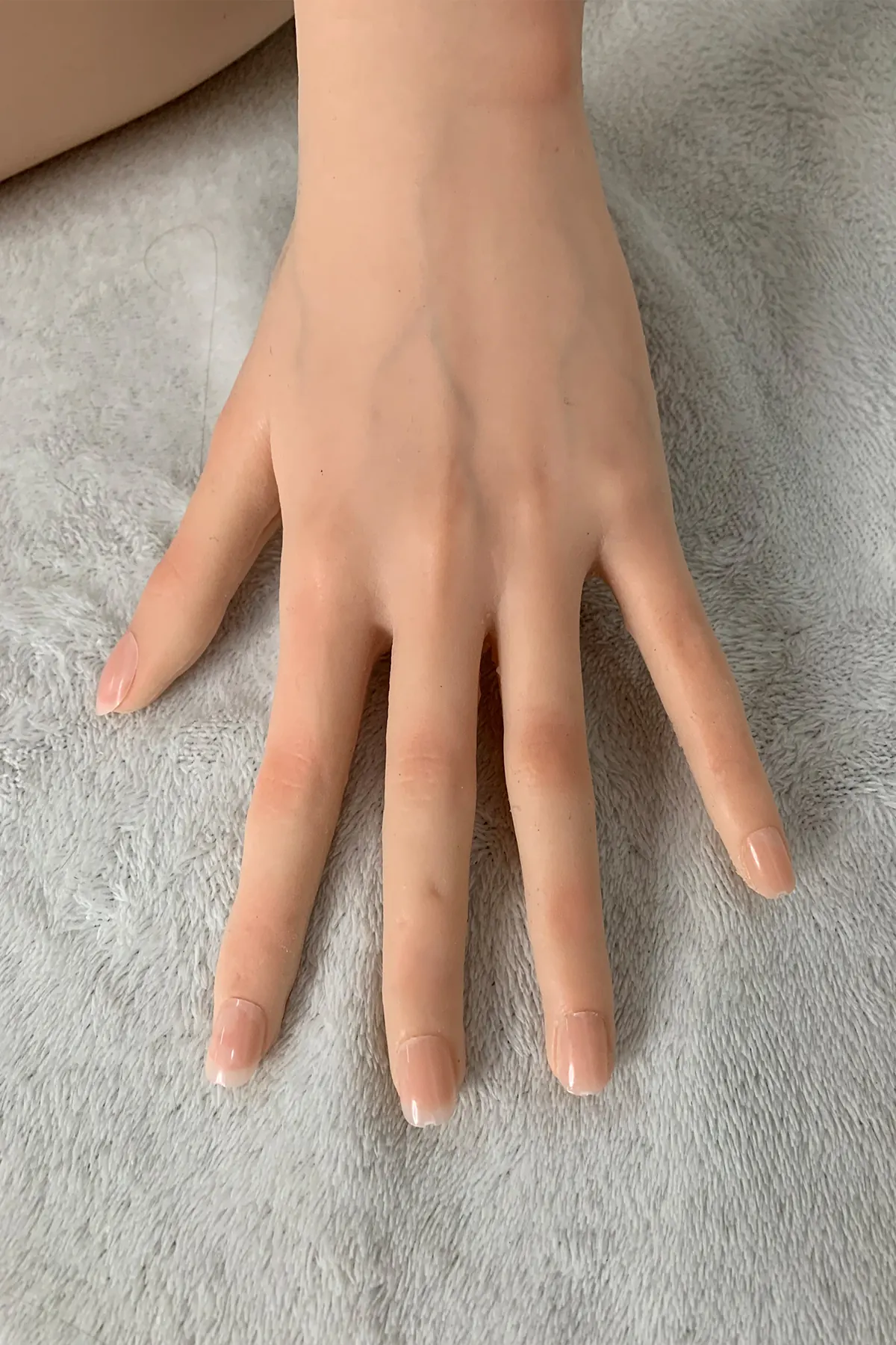 Quitterie Ségur - 168 cm silikondocka - Anpassningsbar – produktbild 4