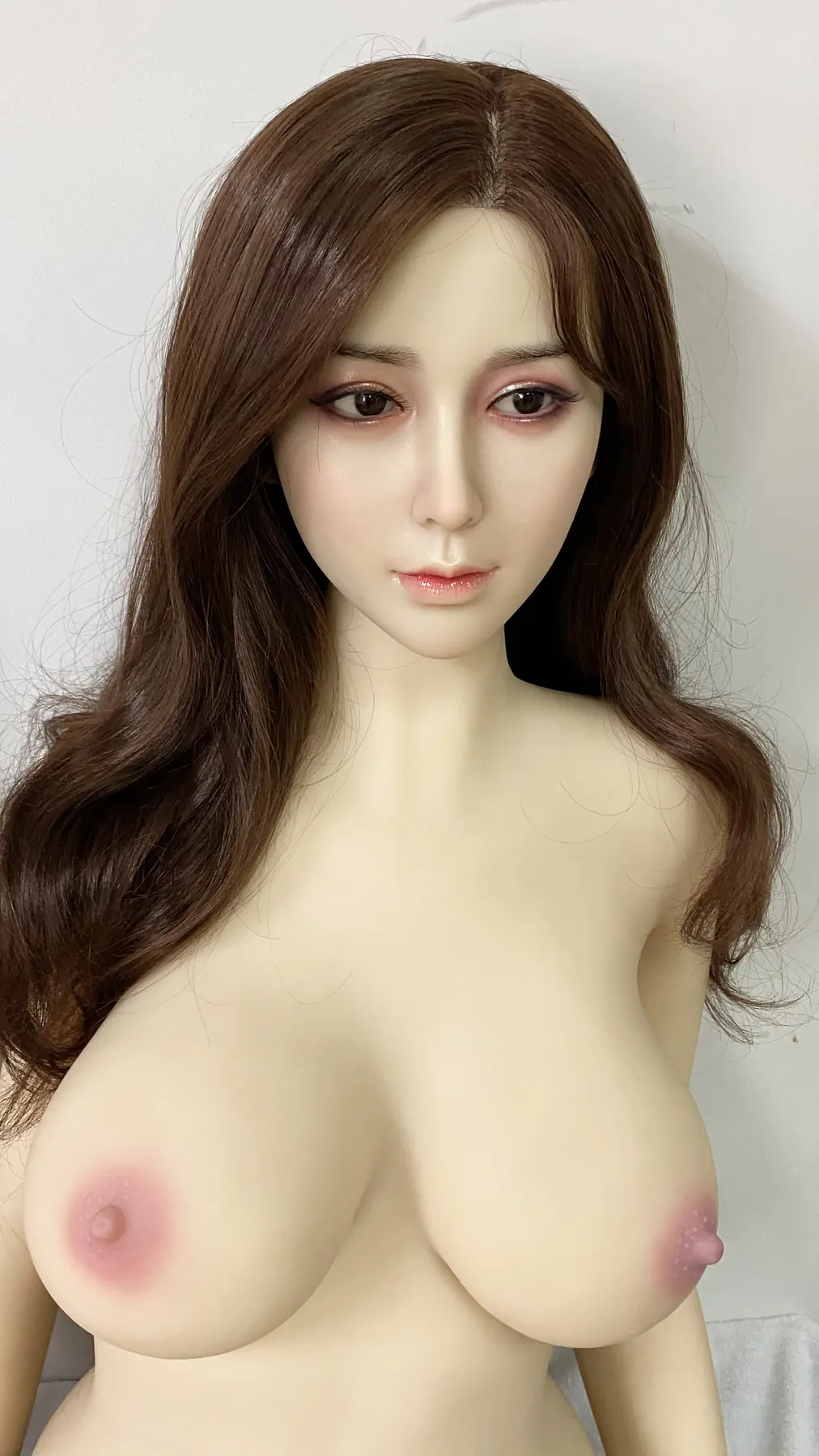 Aliénor Isambard - Poupée sur mesure 165 cm en silicone intégral, tête 012 factory reference 4