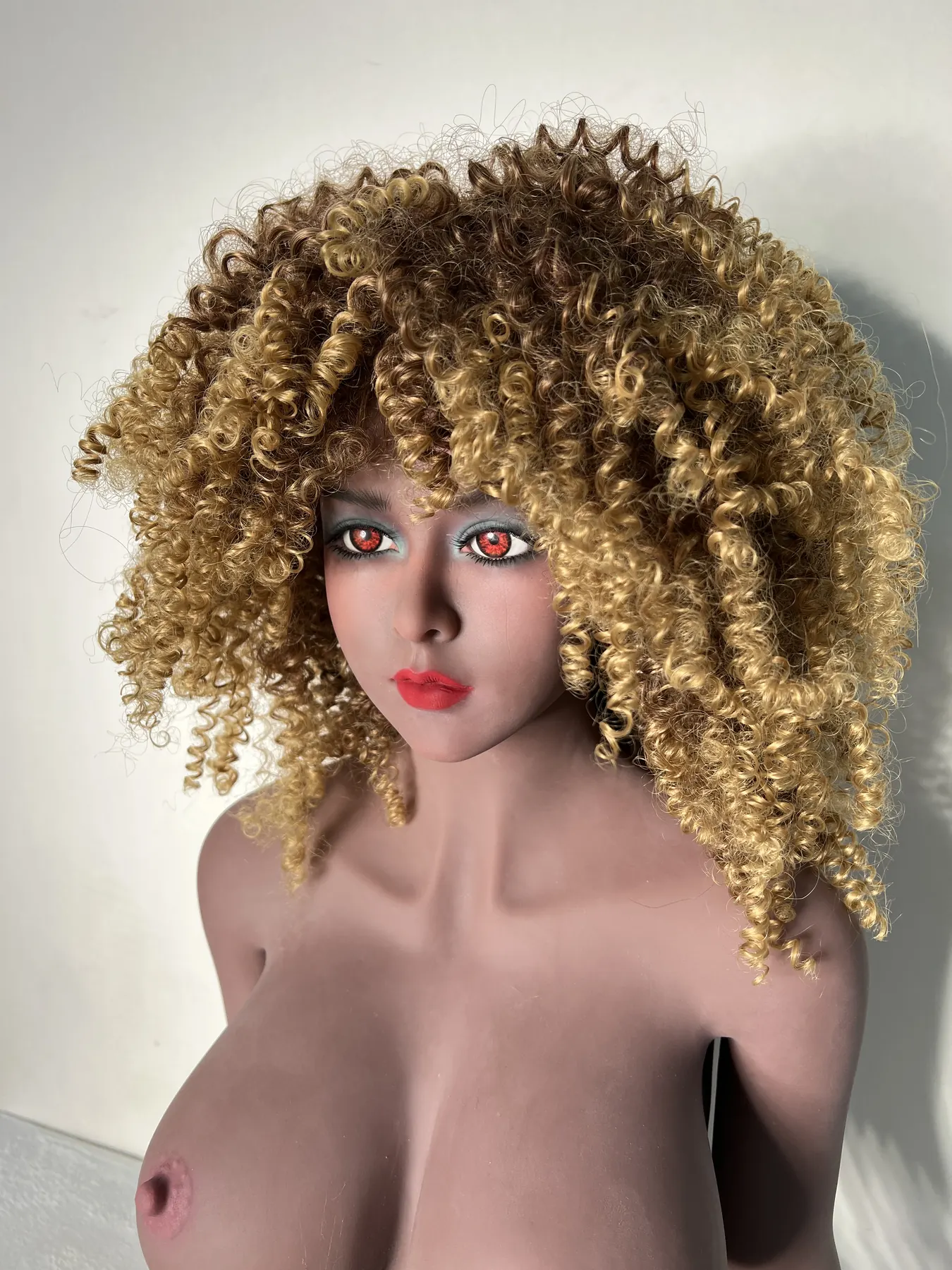 Violaine Bréval - 148 cm TPE-sexdocka - Anpassningsbar – produktbild 4